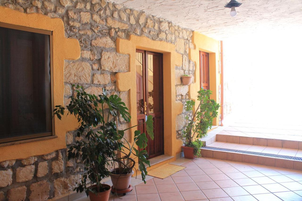 Guest house S'alzolitta 2*