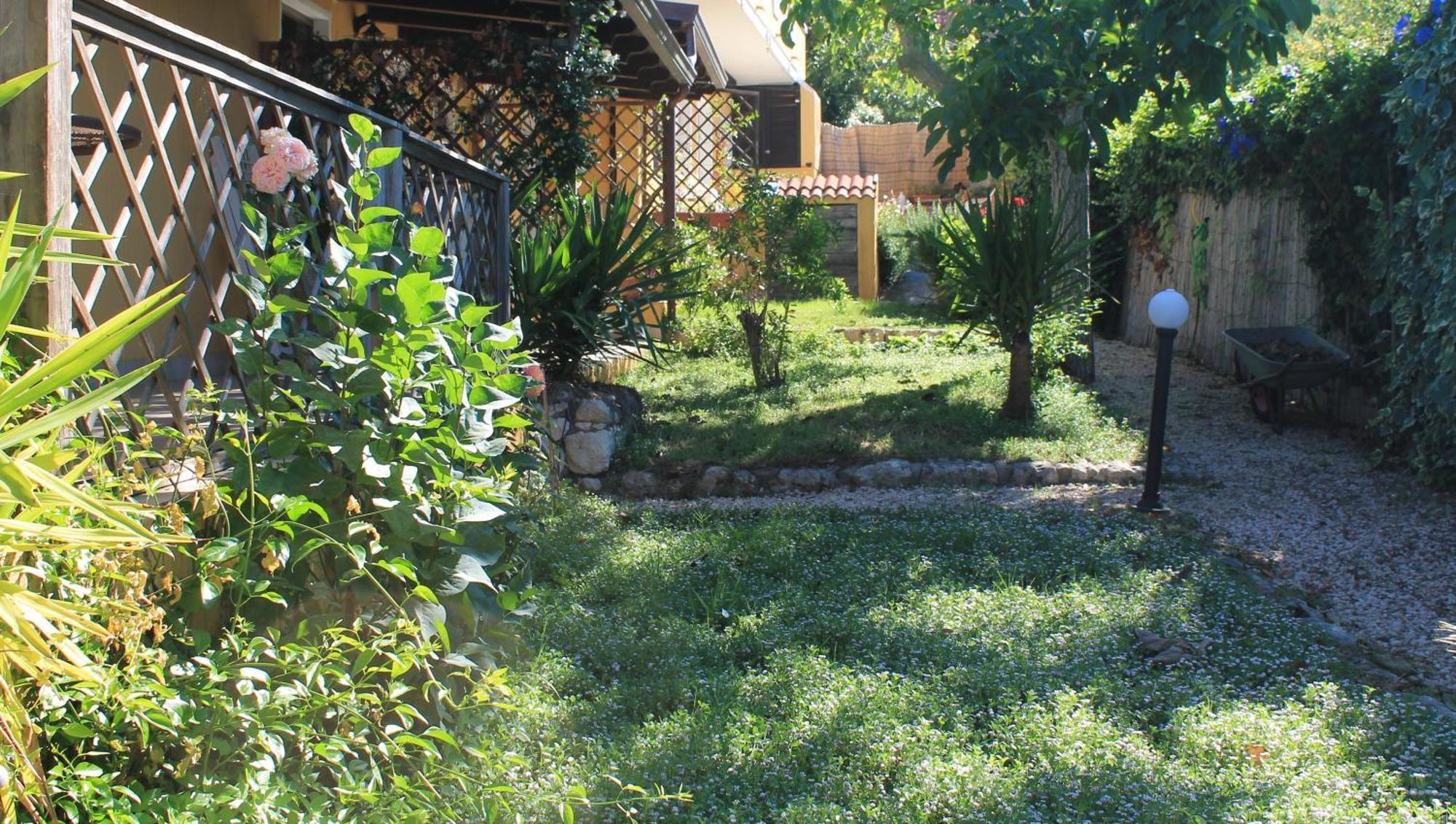 Guest house S'alzolitta 2*